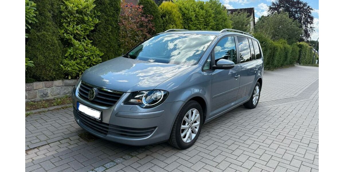VW Touran 228.000 km 4.550 &euro; Hamburg 22159