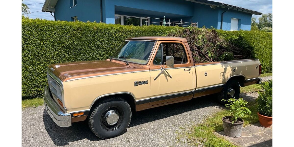 Dodge RAM 100.000 km 18.500 &euro; Kirchberg-Thening 04062