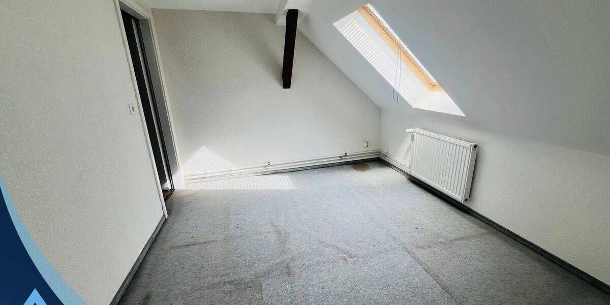 Doppelhaushälfte Tangermünde - 9 Zimmer, 170 m&sup2;, 249.000&euro; | Angebot:25928525