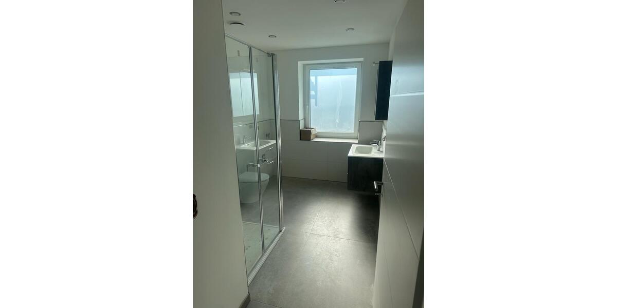 Etagenwohnung Brühl - 4 Zimmer, 100 m&sup2;, 1.900&euro; | Angebot:25414576