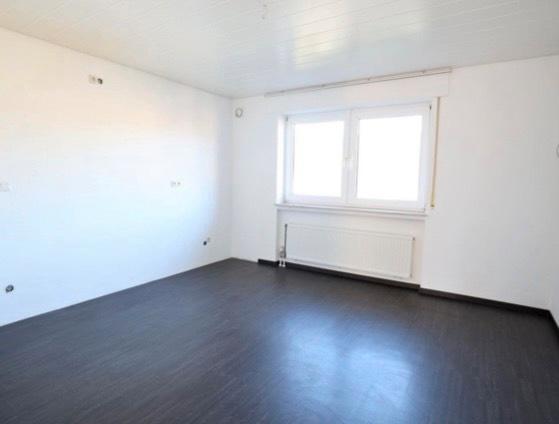 Maisonettenwohnung Lage - 3.5 Zimmer, 99 m&sup2;, 1.040&euro; | Angebot:26323638