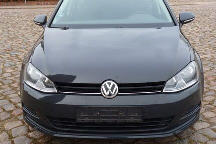 VW Golf 183.000 km 5.900 &euro; Demmin 17109