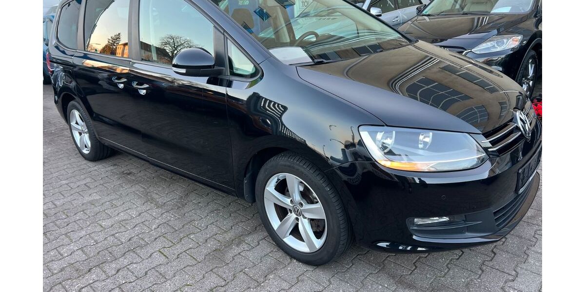 Toyota Corolla 156.000 km 3.390 &euro; Berlin 13581