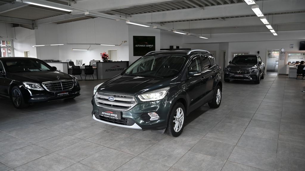 Ford Kuga 113.875 km 15.990 &euro; Menslage 49637