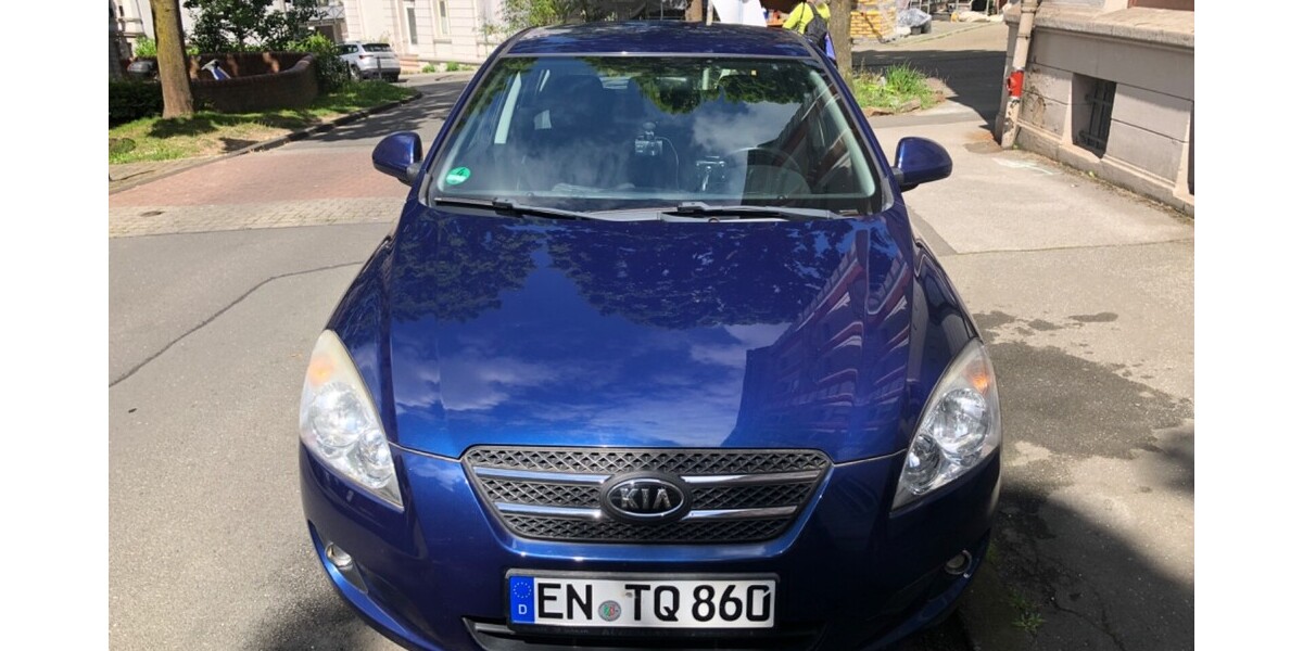 Kia Ceed 137.000 km 1.899 &euro; Berlin 10178