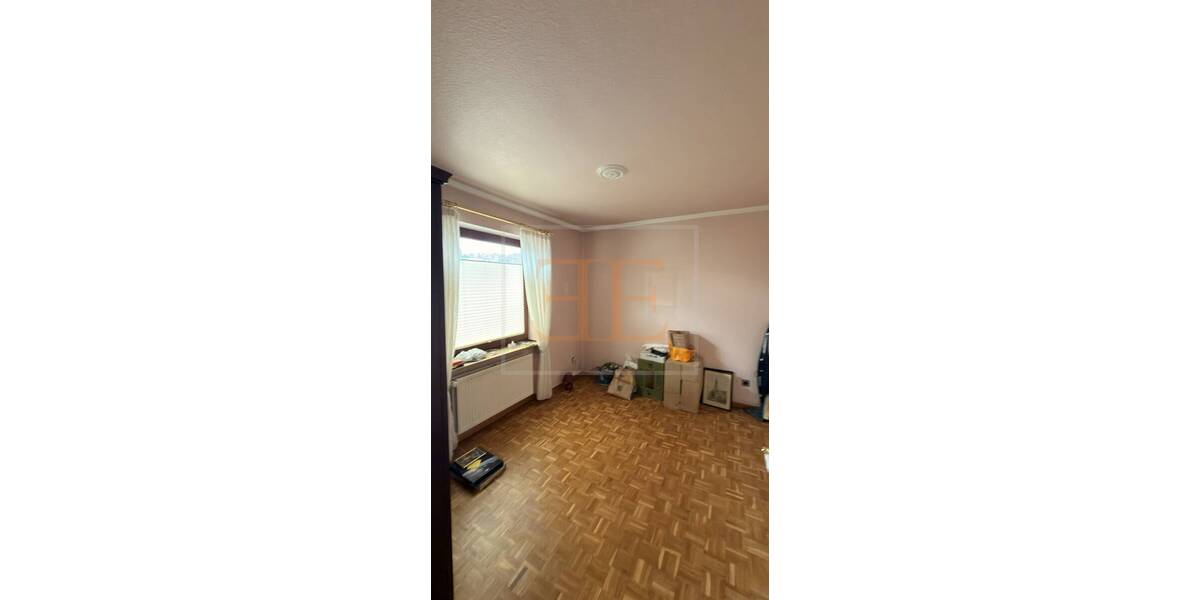 Klassische DHH mit Vollkeller und Garage in ruhiger Sackgassenlage von Ahrensburg - Doppelhaushälfte Ahrensburg | Angebot:26121169