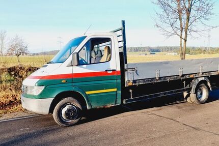 Mercedes-Benz Sprinter 221.332 km 3.200 &euro; Berlin 13629