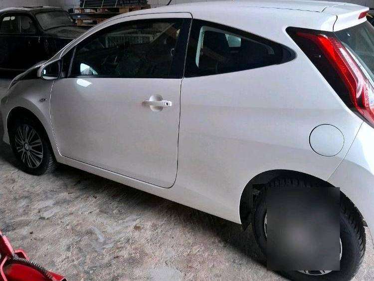 Toyota Aygo 55.600 km 8.989 &euro; Birgland 92262