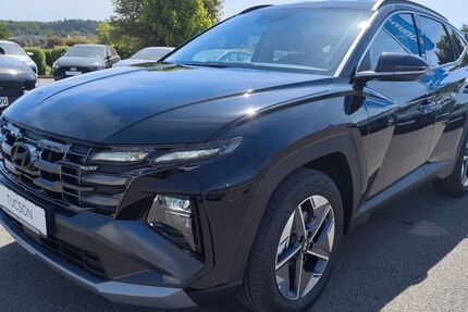 Hyundai TUCSON 2.957 km 35.990 &euro; Freyburg 06632