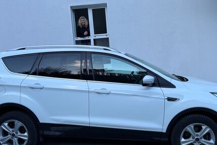 Ford Kuga 117.000 km 8.600 &euro; Albstadt 72461