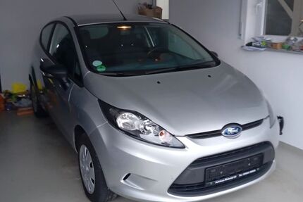 Ford Fiesta 28.900 km 5.500 &euro; Bamberg 96050