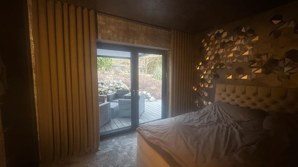 Bungalow Neunkirchen Heinitz - 2 Zimmer, 158 m&sup2;, 1.985&euro; | Angebot:26348649