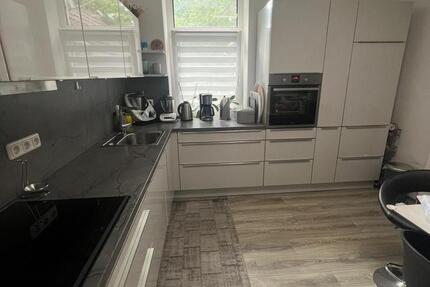 Haus Alsdorf - 3 Zimmer, 75 m&sup2;, 1.000&euro; | Angebot:26426749