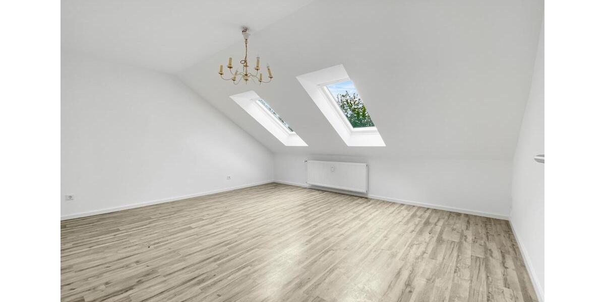 Dachgeschoßwohnung Hannover Herrenhausen-Stöcken - 3 Zimmer, 55 m&sup2;, 159.000&euro; | Angebot:24432372