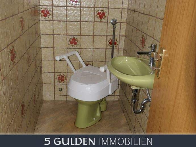 Mehrfamilienhaus, Wohnhaus Naila - 8 Zimmer, 140 m&sup2;, 139.000&euro; | Angebot:25735067