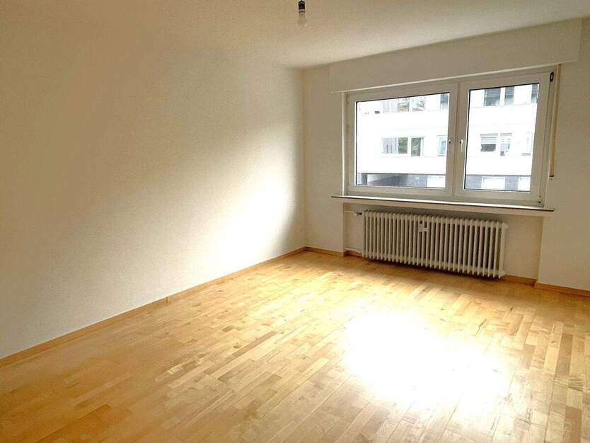 TOP-Lage mit Rheinblick in Bonn-Beuel: Helle 2-Zimmer-Wohnung mit großem Terrassenbalkon 2 zimmer
