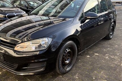 VW Golf 133.120 km 10.990 &euro; Rüsselsheim 65428