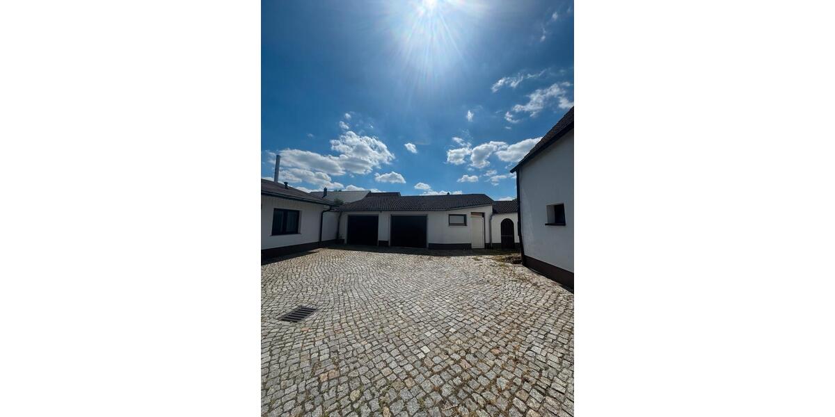 Einfamilienhaus Döbeln - 8 Zimmer, 249 m&sup2;, 519.000&euro; | Angebot:26950375