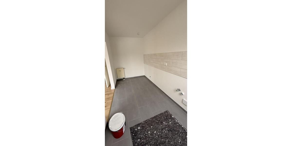 Etagenwohnung Großrudestedt - 4 Zimmer, 82 m&sup2;, 850&euro; | Angebot:25054713