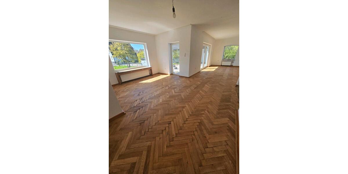 Einfamilienhaus Lemgo - 3 Zimmer, 135 m&sup2;, 1.650&euro; | Angebot:26302191