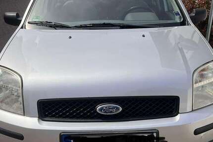 Ford Fusion 186.000 km 1.300 &euro; Bad Nauheim, Stadt 61231