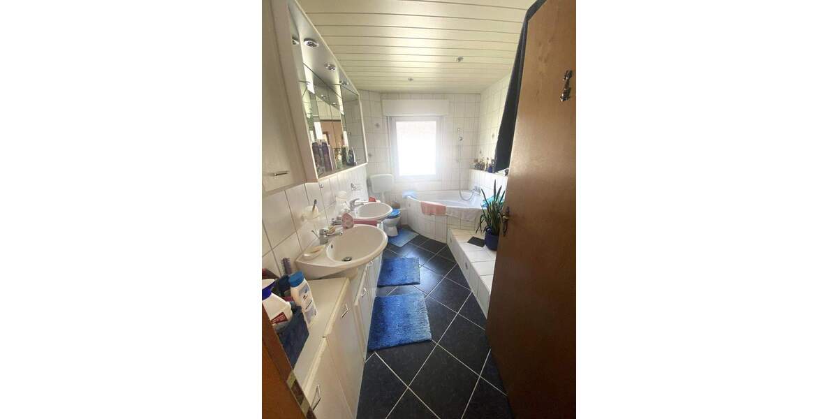 Etagenwohnung Remchingen Singen - 3 Zimmer, 93 m&sup2;, 310.000&euro; | Angebot:25699881