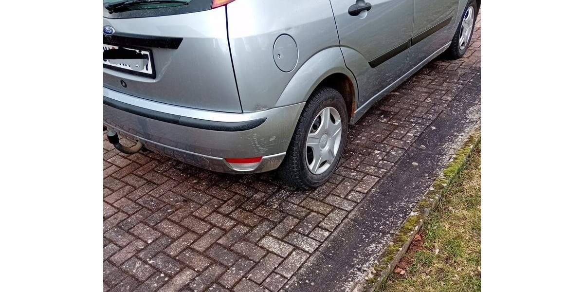 Ford Focus 105.770 km 2.380 &euro; Waldkappel 37284