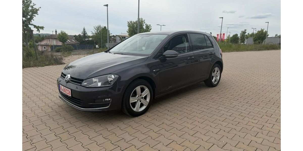 VW Golf 110.216 km 9.950 &euro; Estenfeld 97230