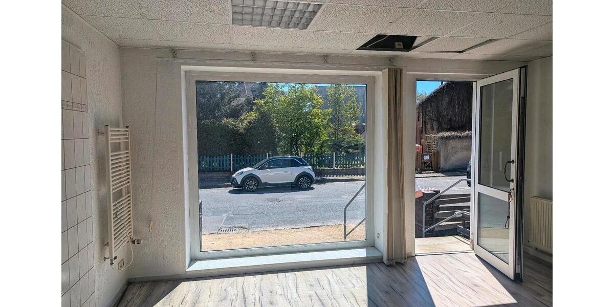 Hochparterre Ortrand - 2 Zimmer, 32 m&sup2;, 190&euro; | Angebot:26400384