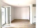 FÜ: Attraktive & helle 2-Zi-Wohnung mit großem Balkon, 2.OG, inkl. EBK, Aufzug + TG-Stellplatz