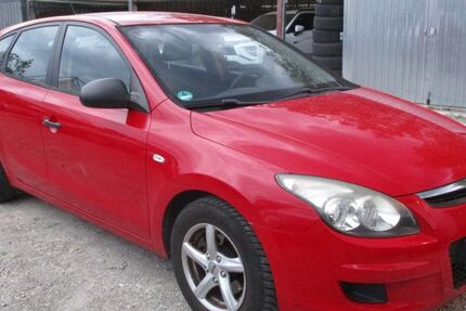 Hyundai i30 245.000 km 999 &euro; Neuried bei München 82061