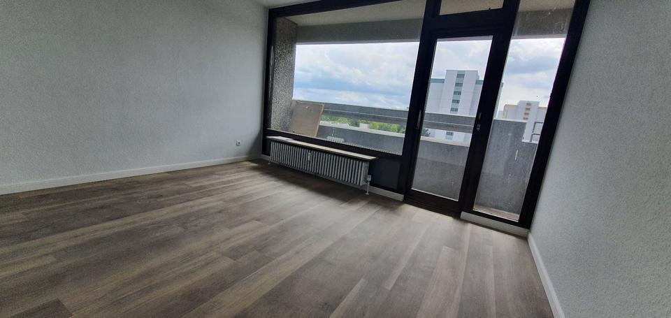Etagenwohnung Mannheim Käfertal - 4 Zimmer, 103 m&sup2;, 1.055&euro; | Angebot:26588059