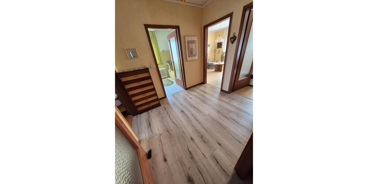 Mehrfamilienhaus, Wohnhaus Bad Salzdetfurth - 8 Zimmer, 196 m&sup2;, 279.000&euro; | Angebot:26495935