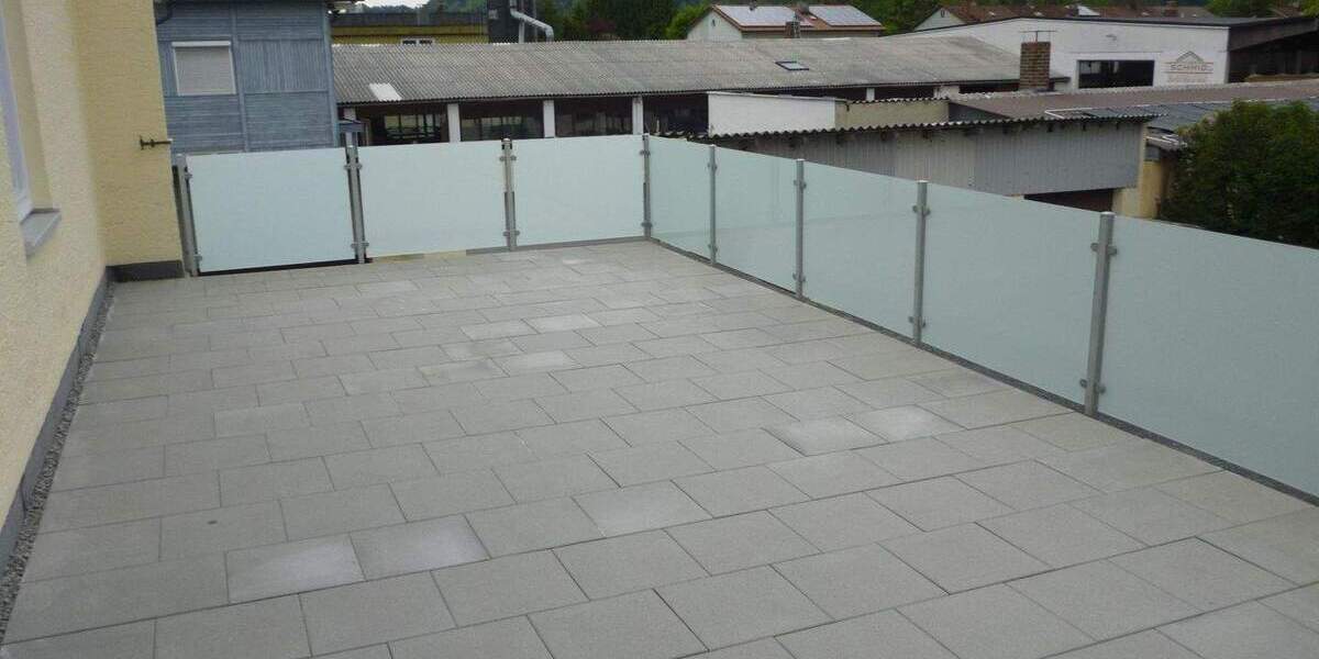 Etagenwohnung Trostberg Deinting - 3 Zimmer, 101 m&sup2;, 980&euro; | Angebot:26359593
