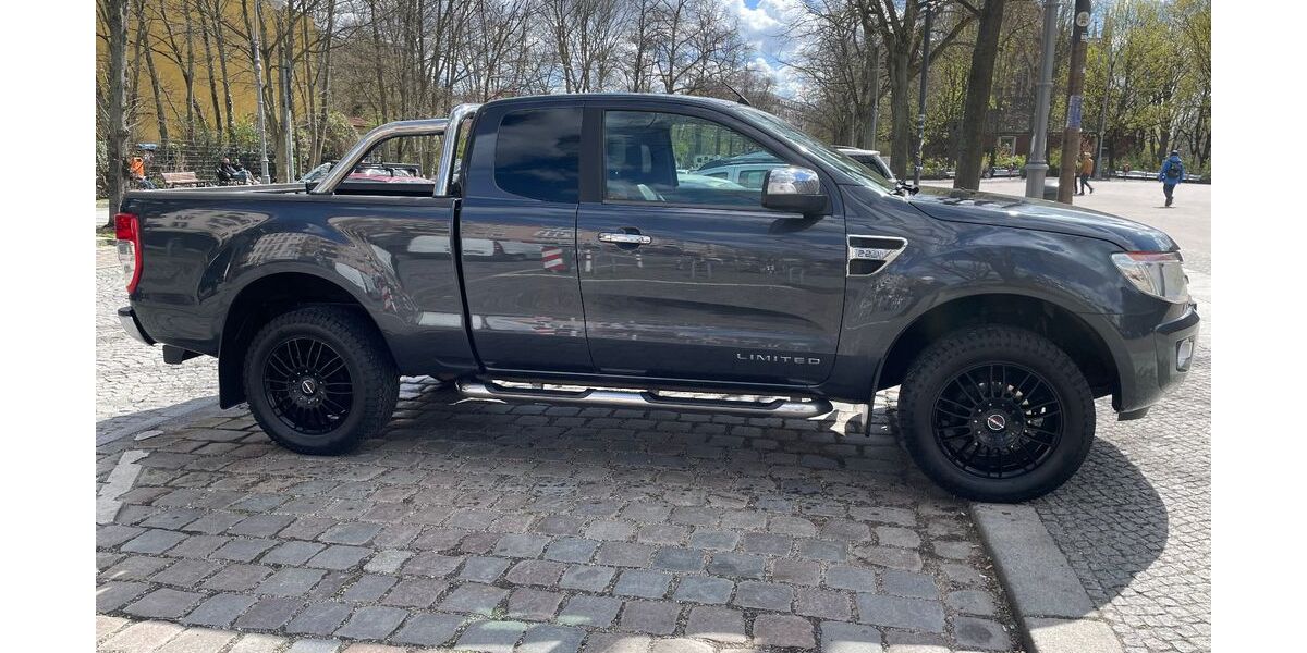 Ford Ranger 174.000 km 14.900 &euro; Berlin 12359