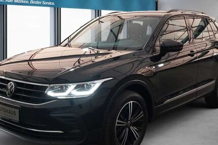 VW Tiguan 73.352 km 26.740 &euro; Bad Salzuflen 32105