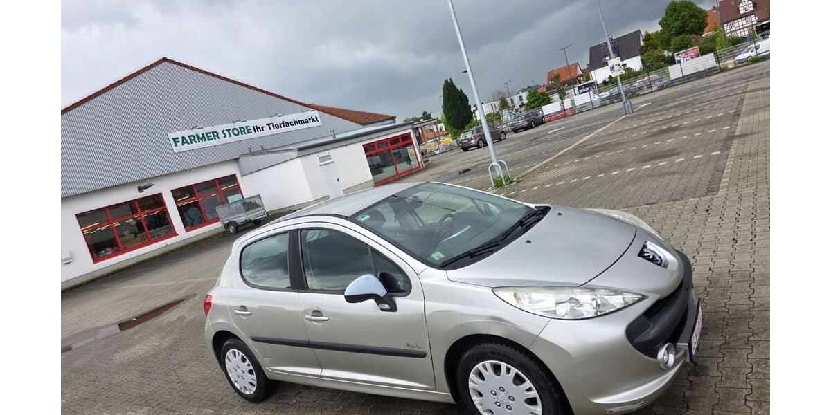 Peugeot 207 80.000 km 2.500 &euro; Rosdorf 37124