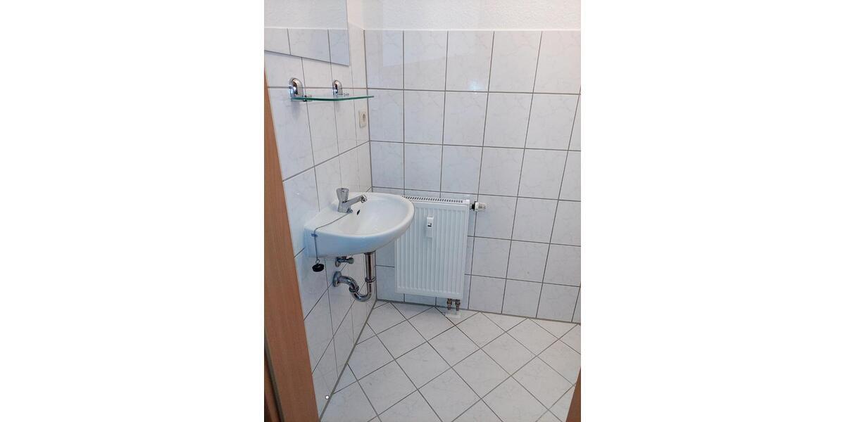 Dachgeschoßwohnung Erfurt Hochheim - 3 Zimmer, 78 m&sup2;, 890&euro; | Angebot:26354149