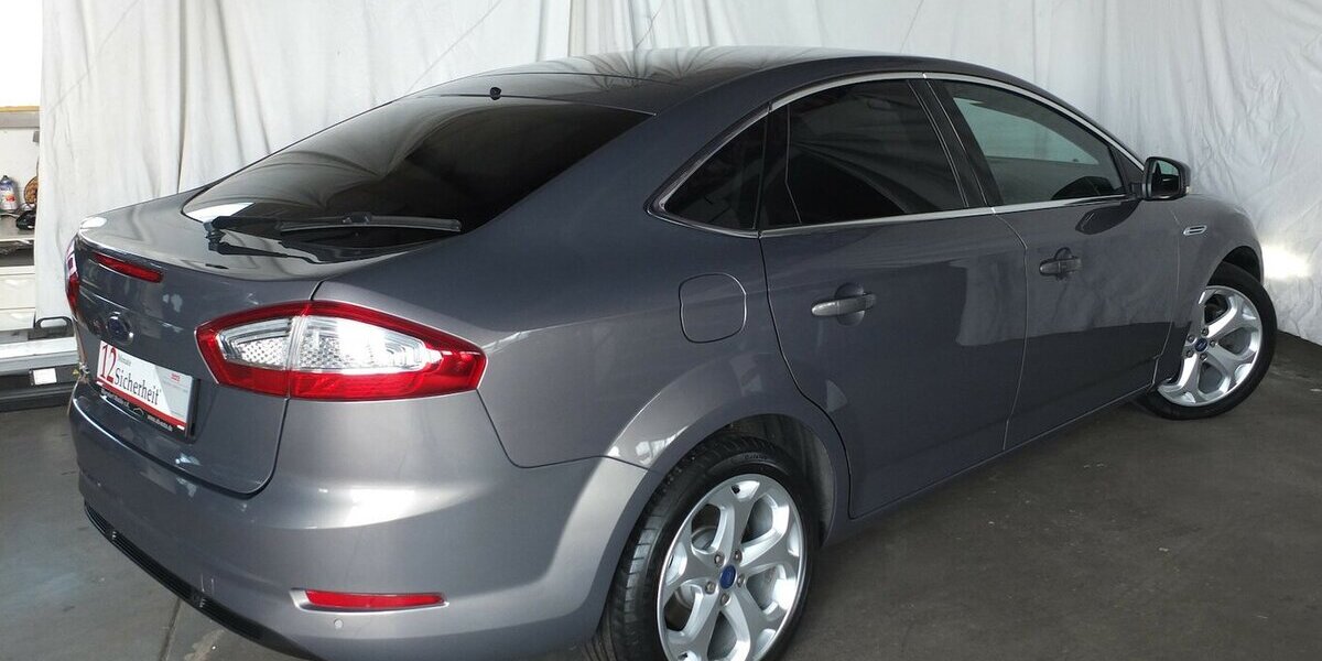Ford Mondeo 2.0TDCi AUTOMATIC-PROBLEME NAVI XENON PDC B 143.215 km 7.000 &euro; Köln 50858