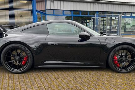 Porsche 992 6.000 km 206.992 &euro; Kirchhain 35274
