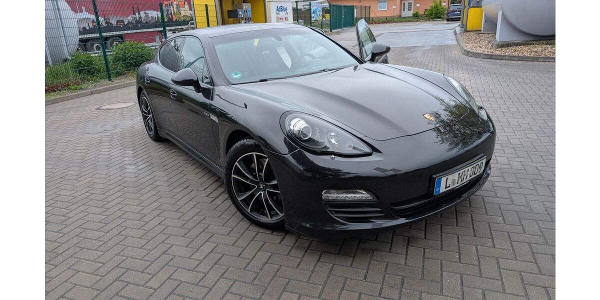 Porsche Panamera 207.000 km 19.900 &euro; Wernigerode 38855