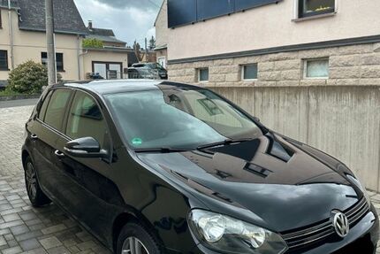 VW Golf 180.000 km 3.999 &euro; Steinberg 08237