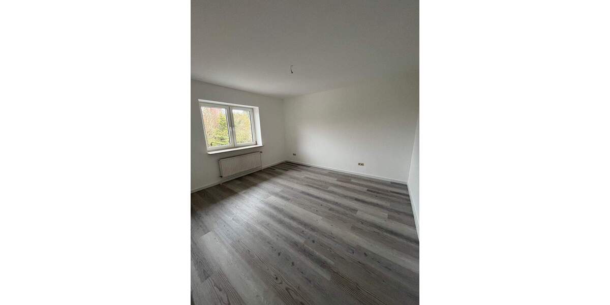 Etagenwohnung Grönwohld - 2 Zimmer, 68 m&sup2;, 915&euro; | Angebot:25373923
