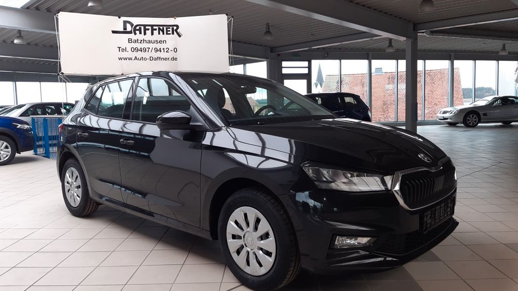 Skoda Fabia 2.350 km 17.490 &euro; Batzhausen 92358