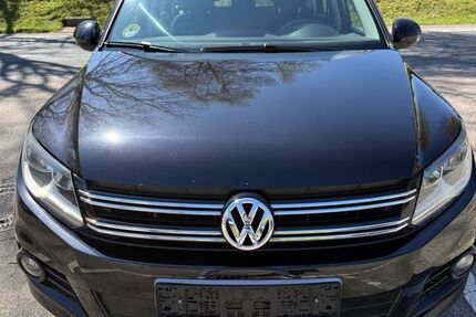 VW Tiguan 165.889 km 7.599 &euro; Bad Fallingbostel 29683