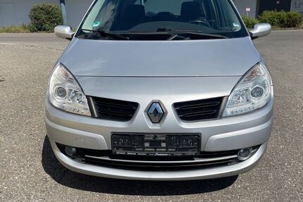Renault Scenic 130.000 km 3.650 &euro; Trossingen 78647