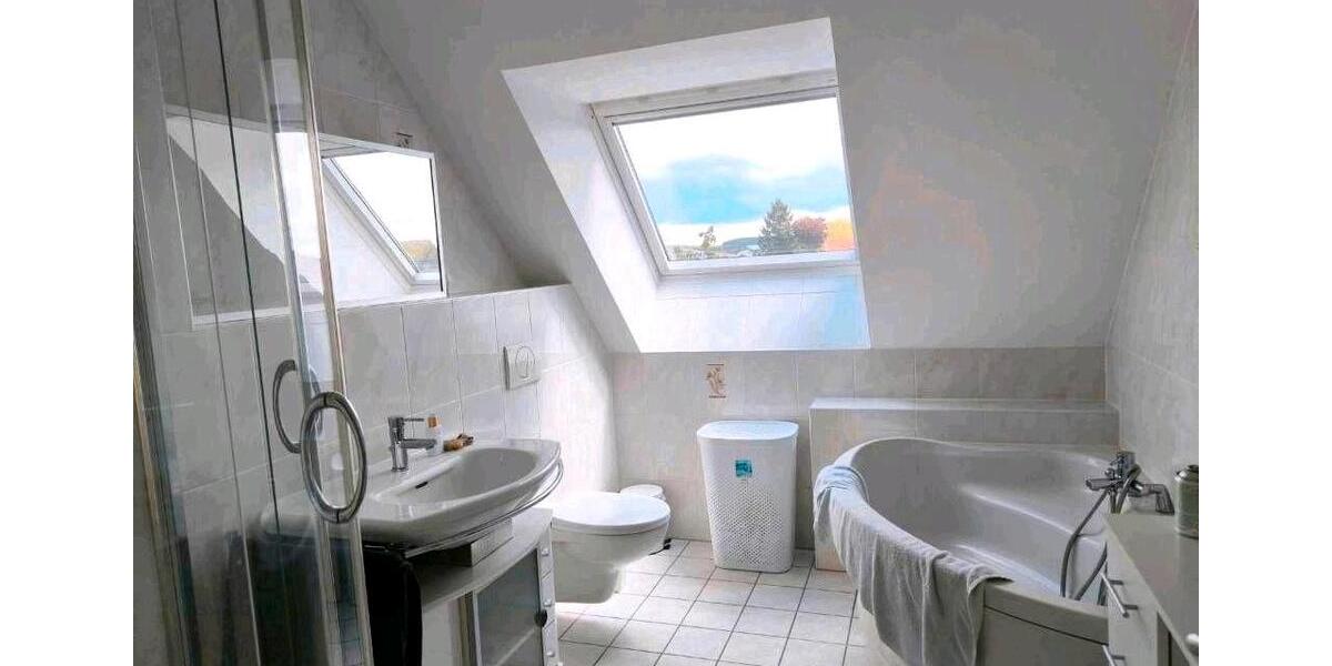 Einfamilienhaus Bad Neustadt an der Saale - 7 Zimmer, 163 m&sup2;, 560.000&euro; | Angebot:26690554