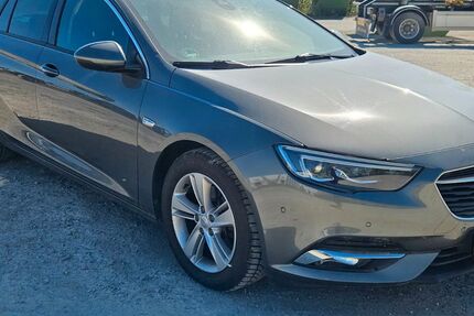 Opel Insignia 124.000 km 9.950 &euro; Aldingen 78554