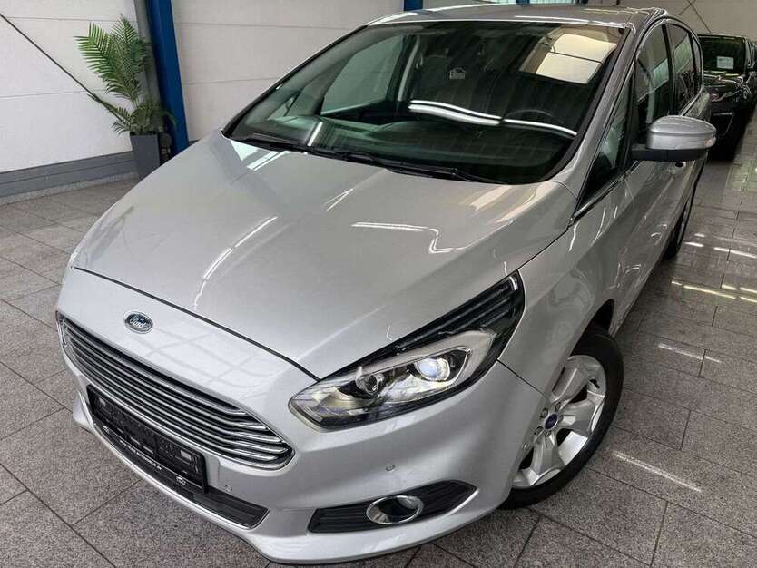 Ford S-Max 156.675 km 14.360 € Köln 50829