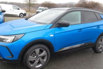 Opel Grandland (X) 29.800 km 21.500 &euro; Ebersbach 02730
